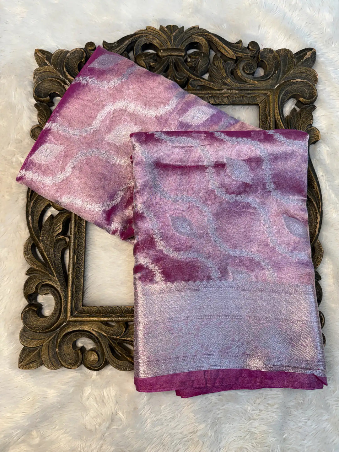 Eccentric Weave Softsilk Traditional Banarasi Saree