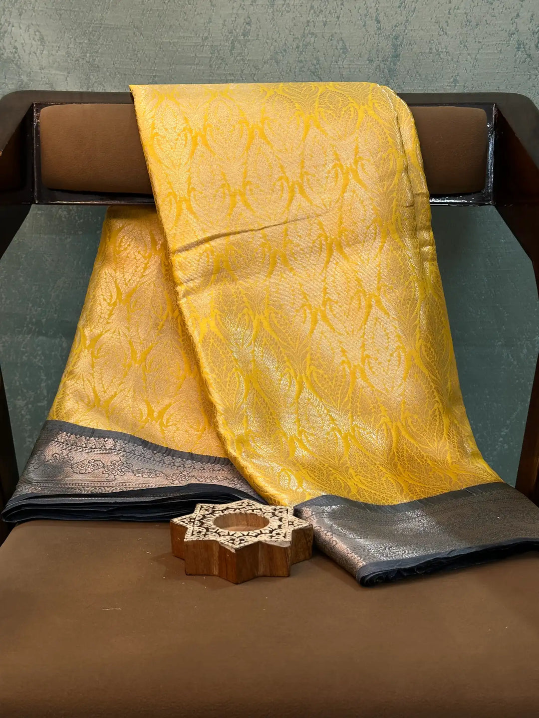 Eccentric Weave Softsilk Traditional Banarasi Saree