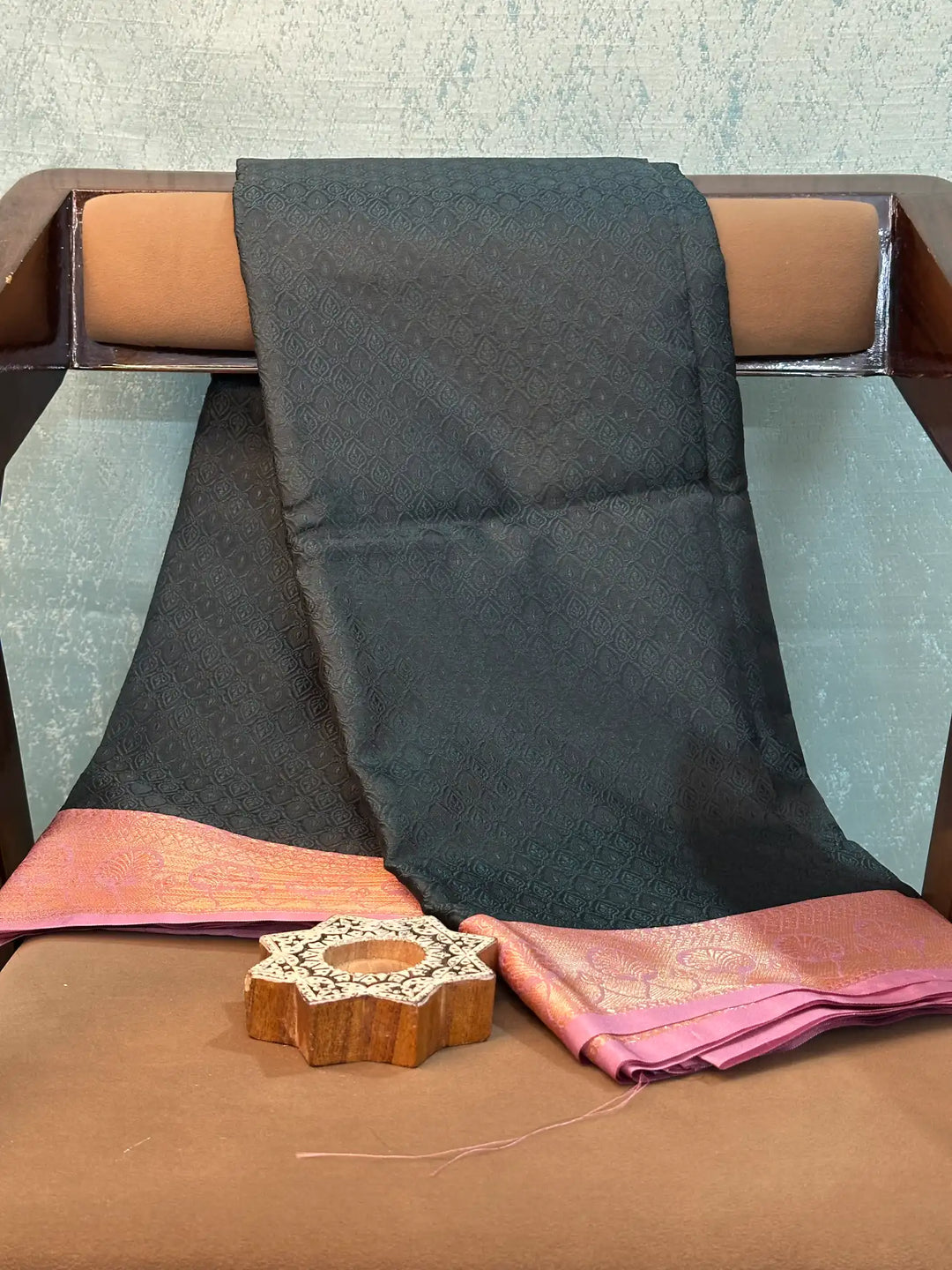 Contemporary Weave Kora Tissue Silk Banarasi Saree