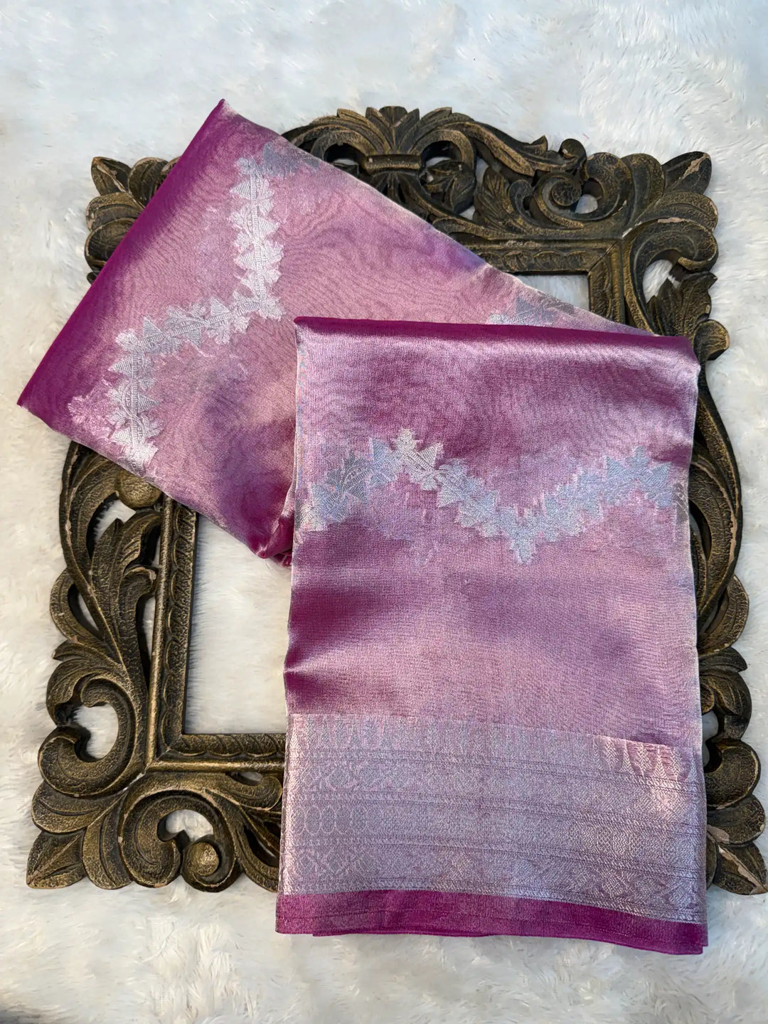 Eccentric Weave Softsilk Traditional Banarasi Saree