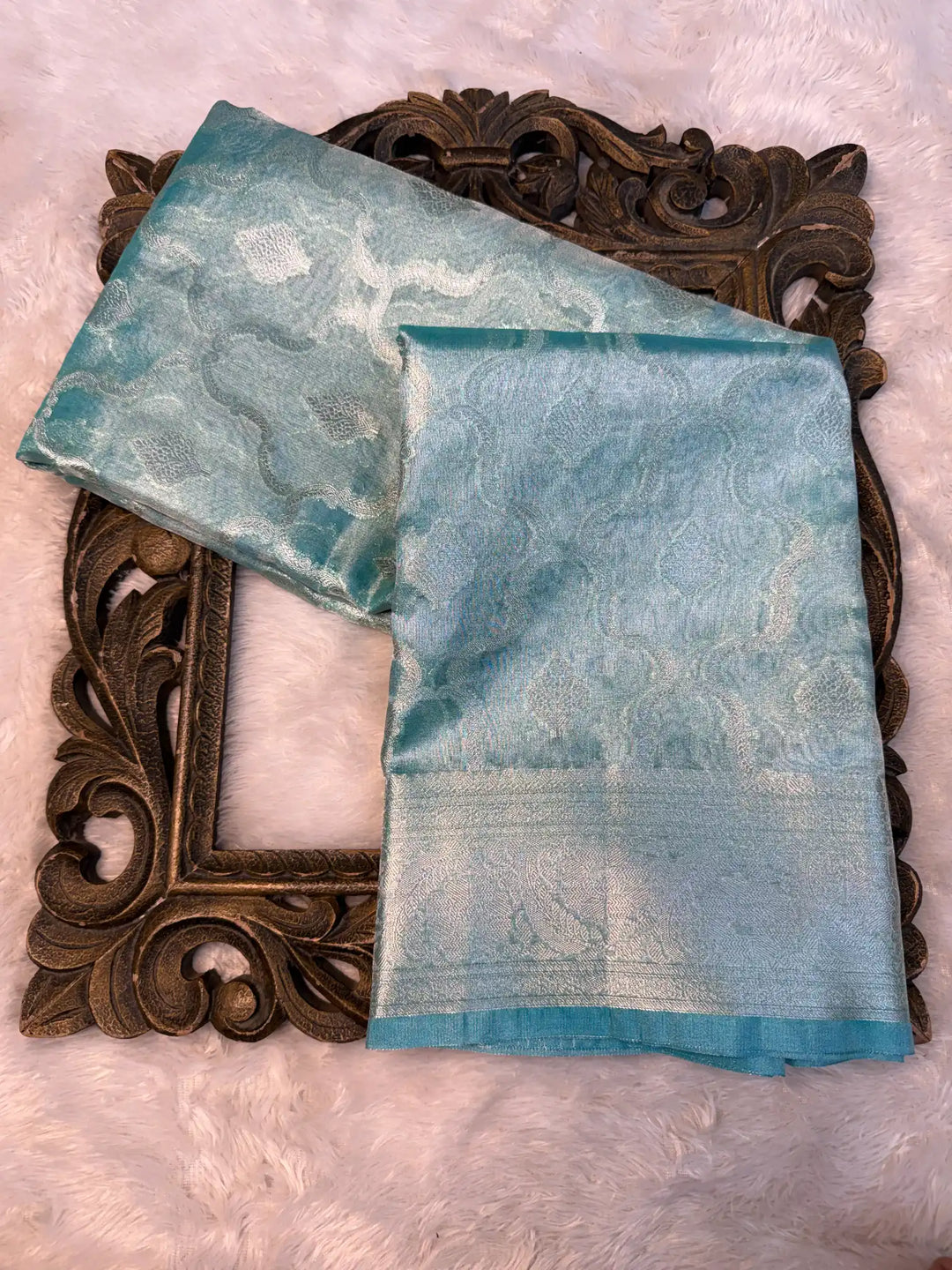 Eccentric Weave Softsilk Traditional Banarasi Saree