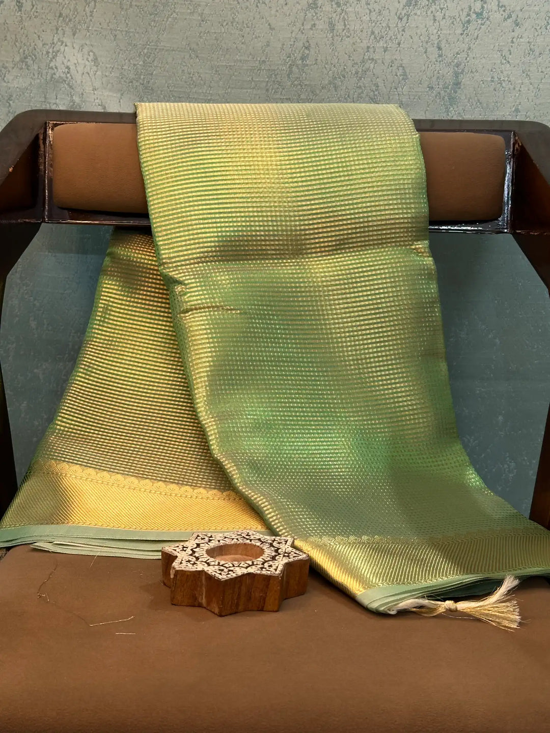 Eccentric Weave Softsilk Traditional Banarasi Saree