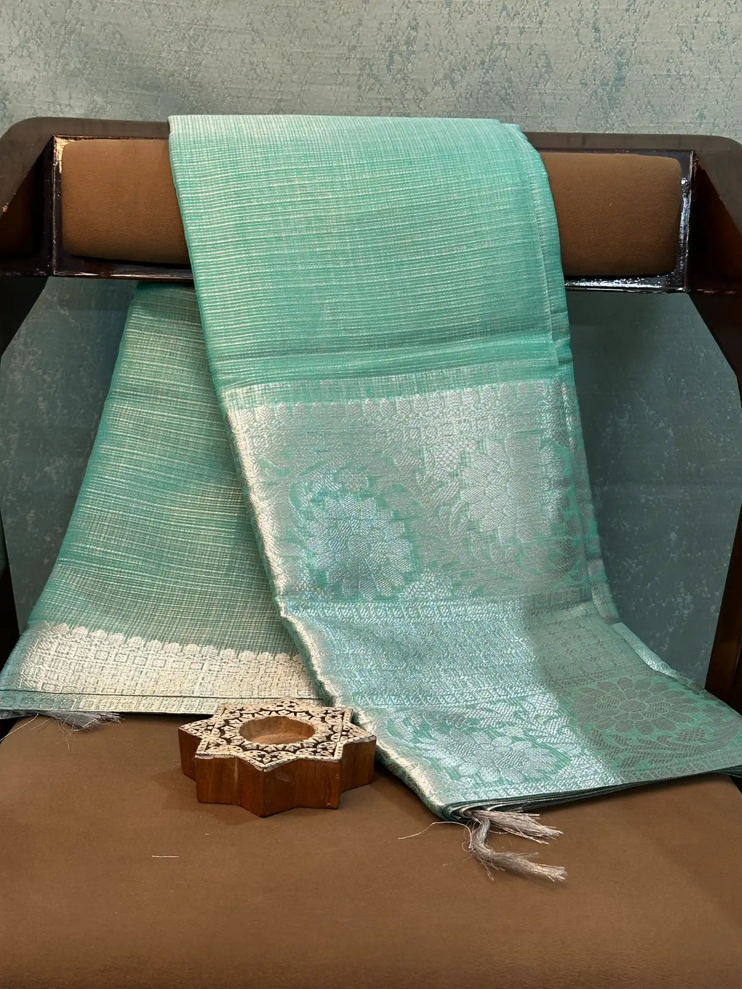Contemporary Weave Kora Tissue Silk Banarasi Saree