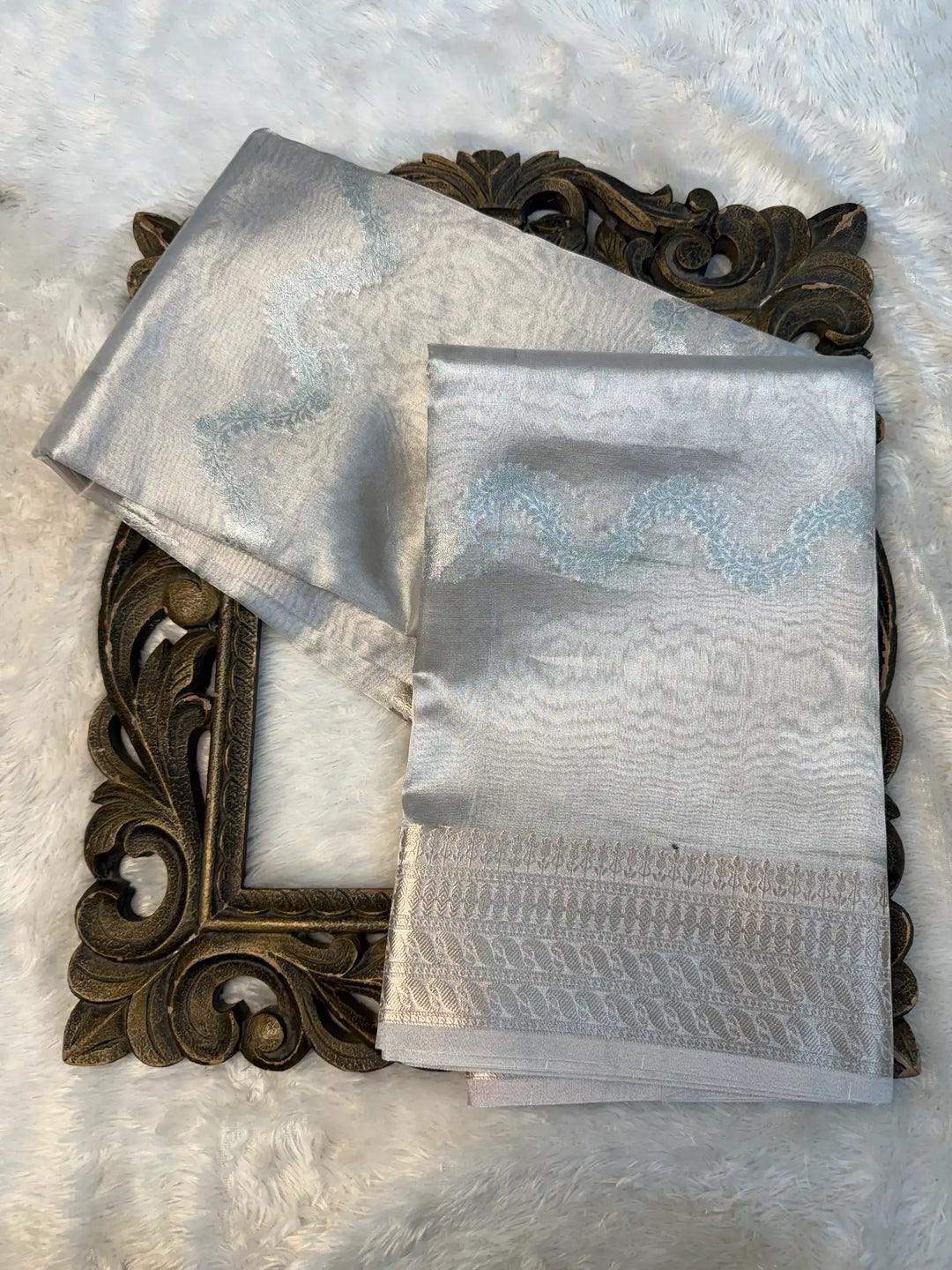 Eccentric Weave Softsilk Traditional Banarasi Saree