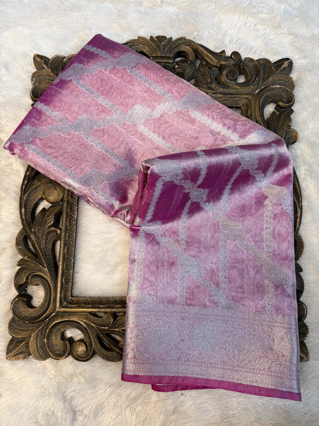Contemporary Weave Kora Tissue Silk Banarasi Saree