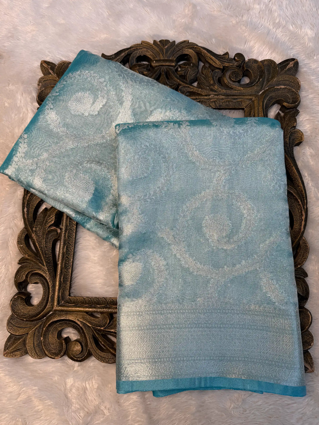 Contemporary Weave Kora Tissue Silk Banarasi Saree