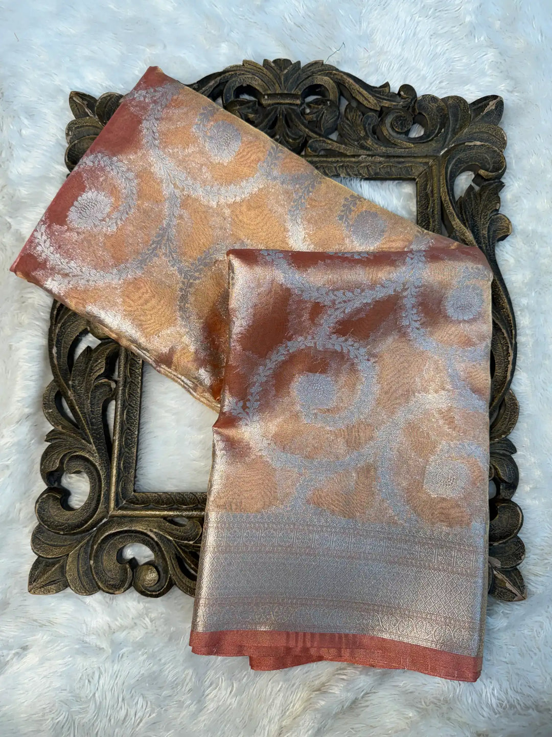 Eccentric Weave Softsilk Traditional Banarasi Saree