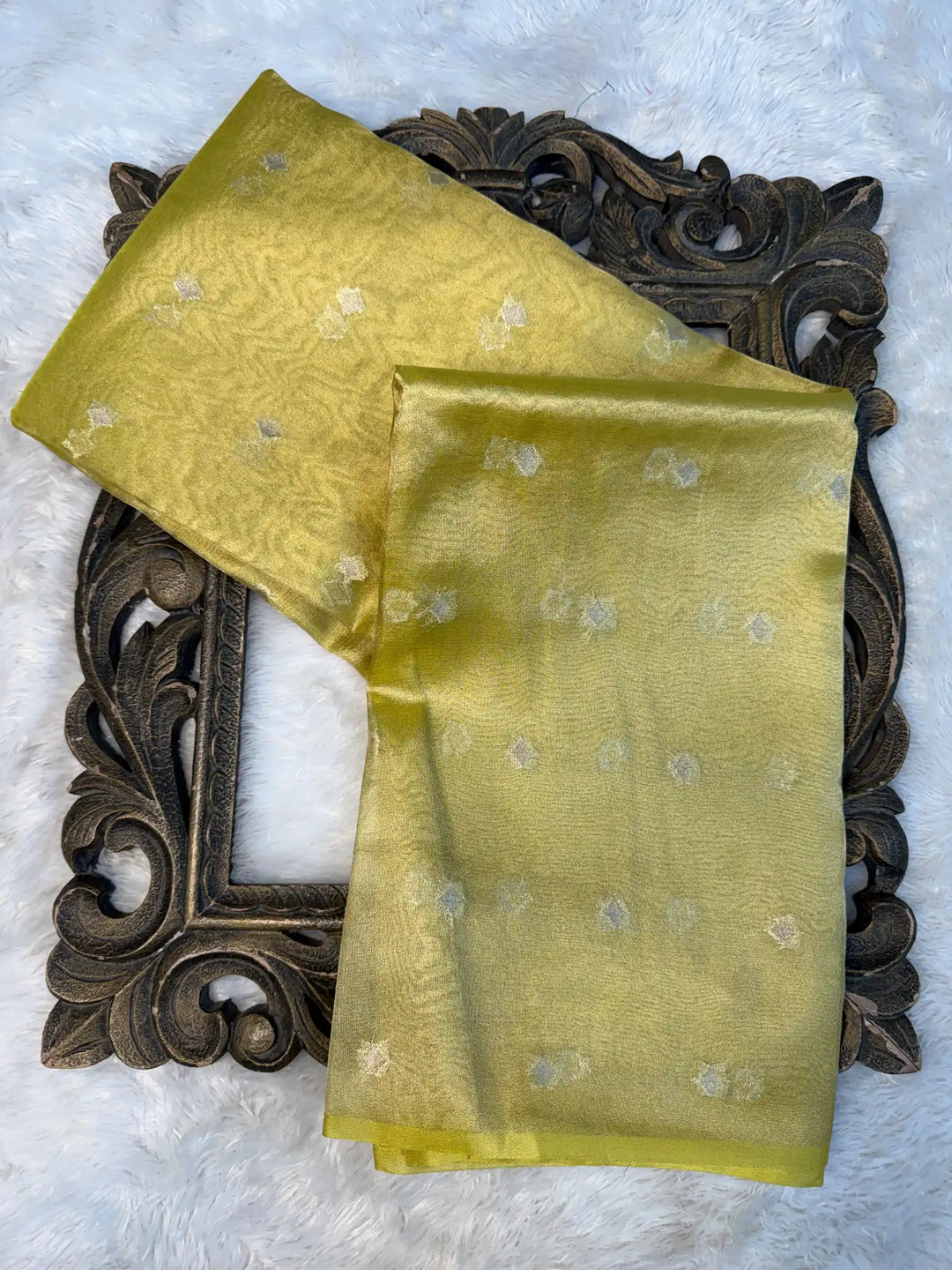 Eccentric Weave Softsilk Traditional Banarasi Saree