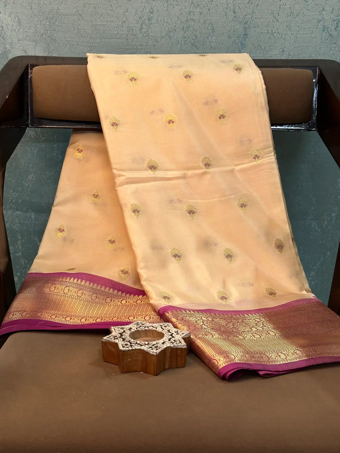 Eccentric Weave Softsilk Traditional Banarasi Saree