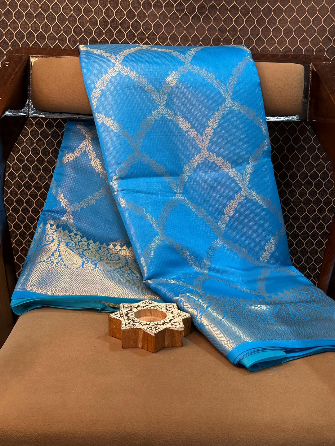 Eccentric zari weave Softsilk Banarasi saree
