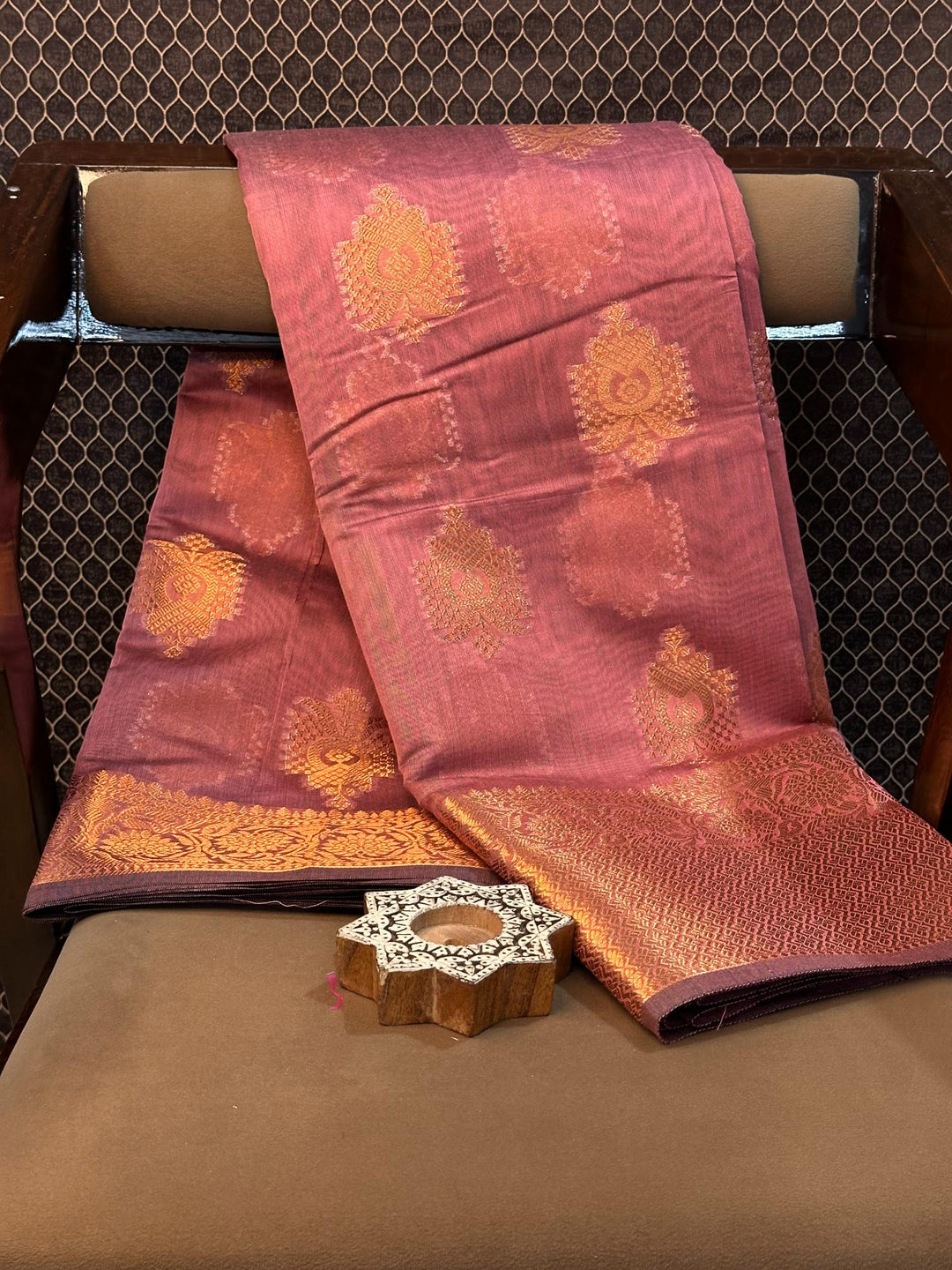 Eccentric zari weave Softsilk Banarasi saree