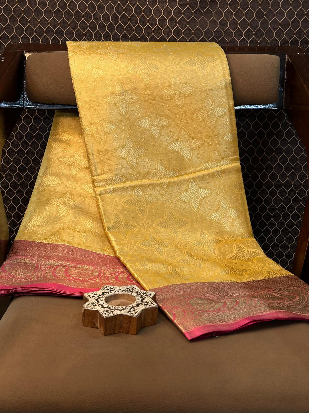 Eccentric zari weave Softsilk Banarasi saree