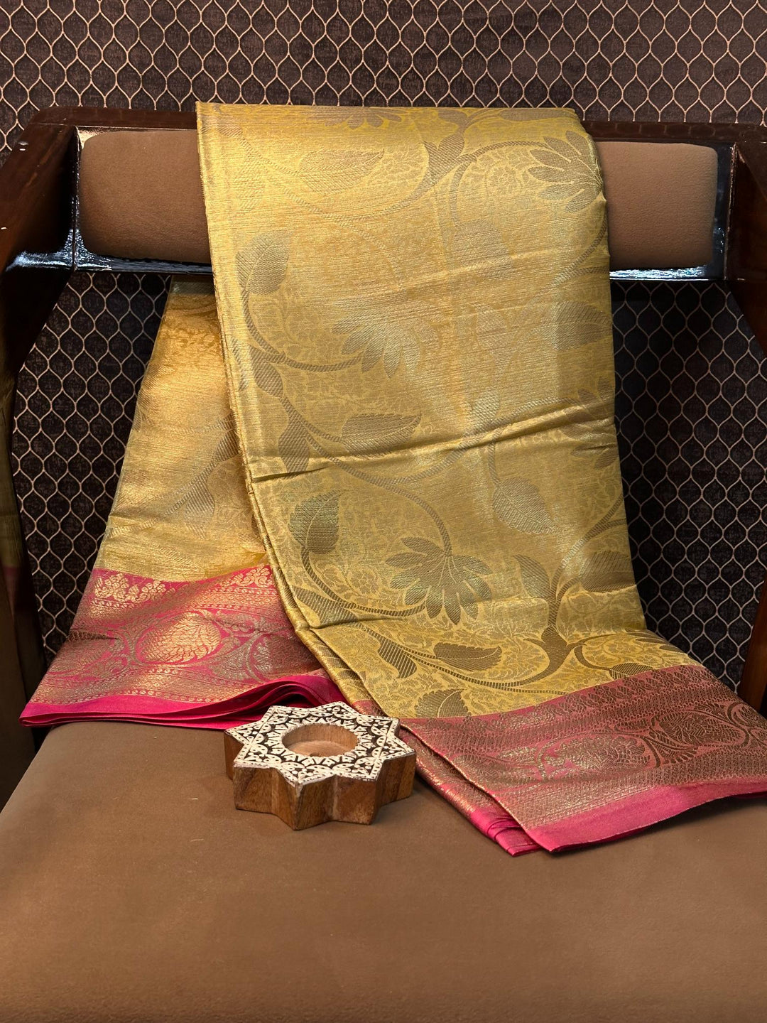 Eccentric zari weave Softsilk Banarasi saree