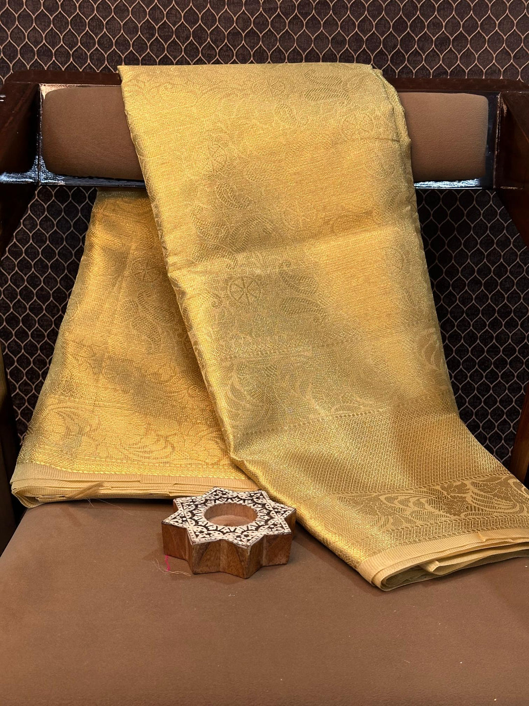 Eccentric Zari Weave Softsilk Heritage Banarasi Saree