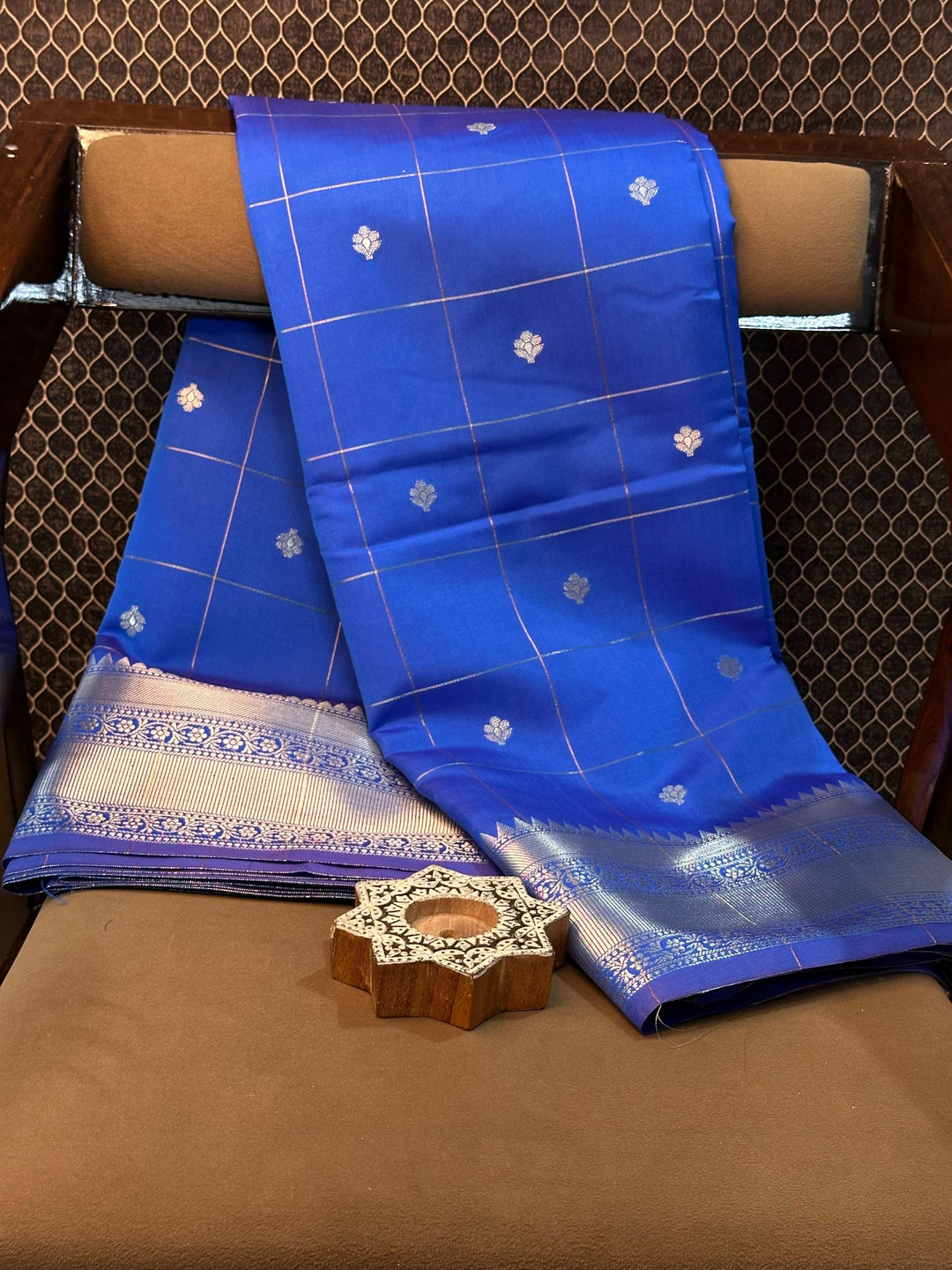Eccentric zari weave Softsilk Banarasi saree