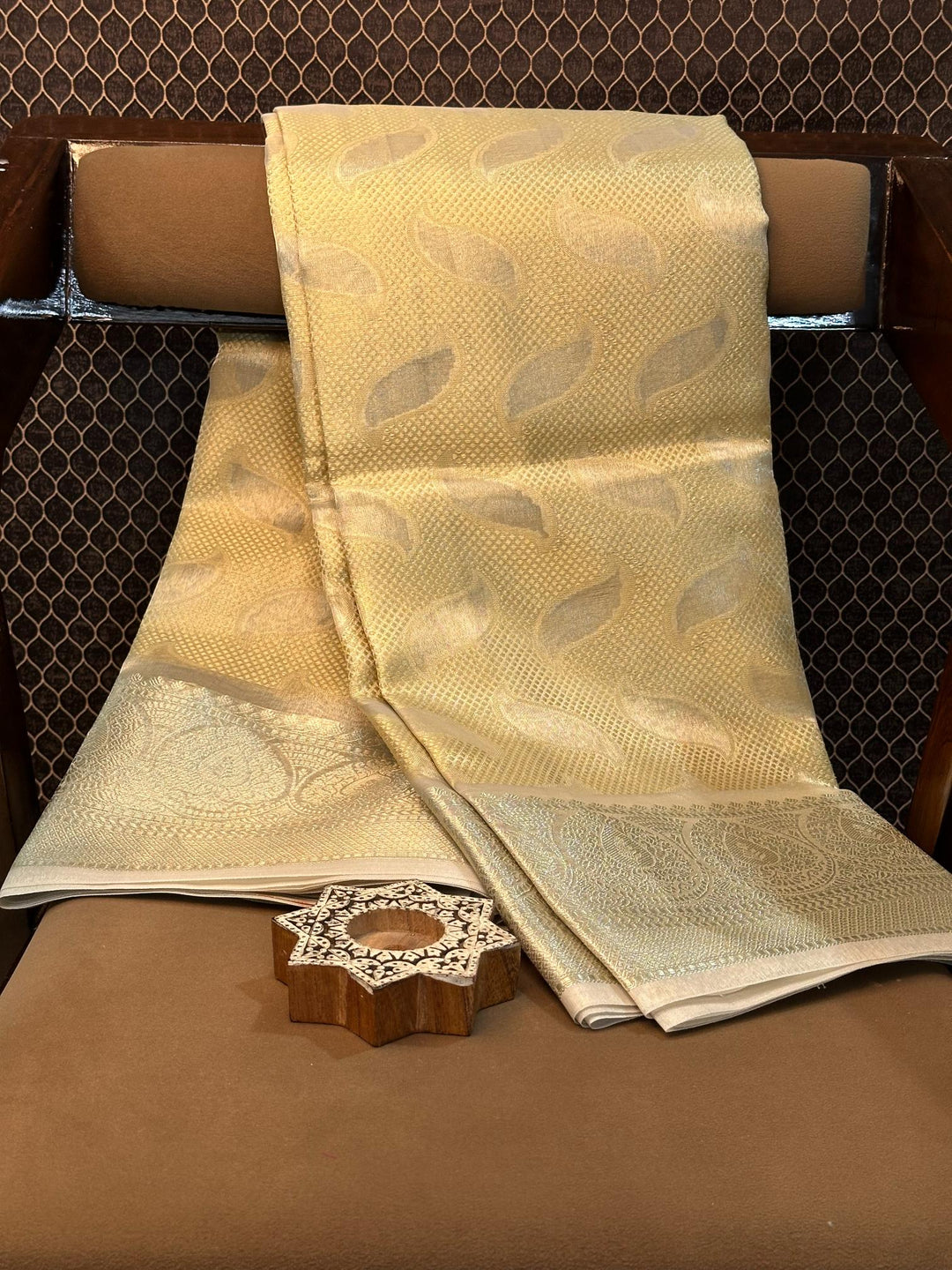 Eccentric zari weave Softsilk Banarasi saree