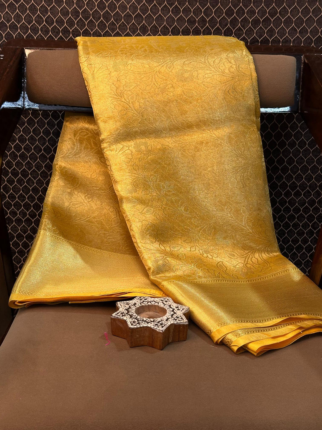 Eccentric Zari Weave Softsilk Heritage Banarasi Saree