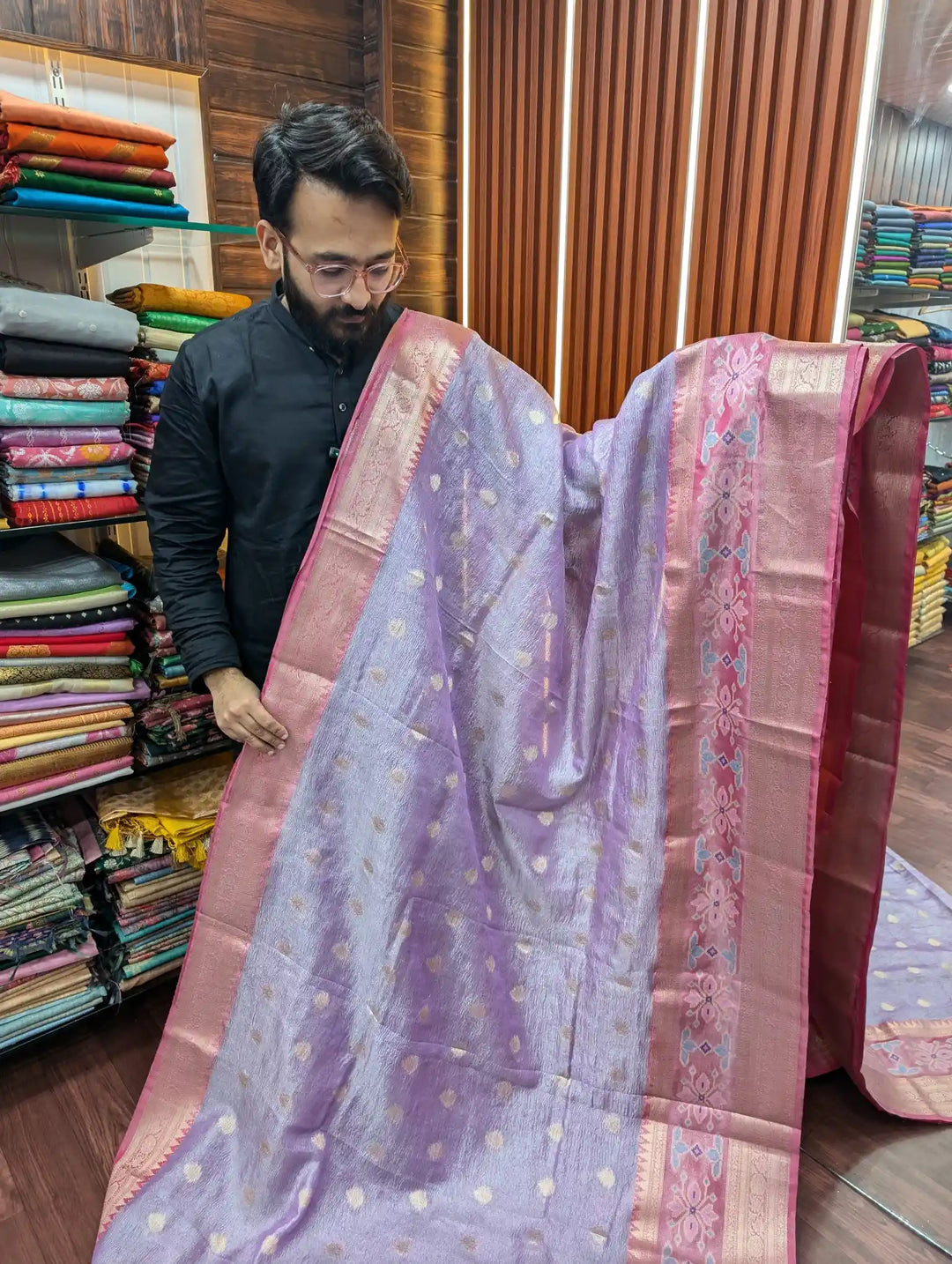 Launching Our Lavender Unique Paper Tissue Crush Saree 