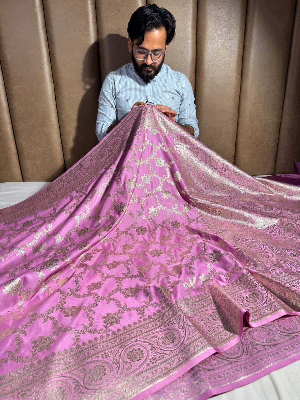 Lavender Pink Satin Silk Heritage Floral Weave Banarasi Saree