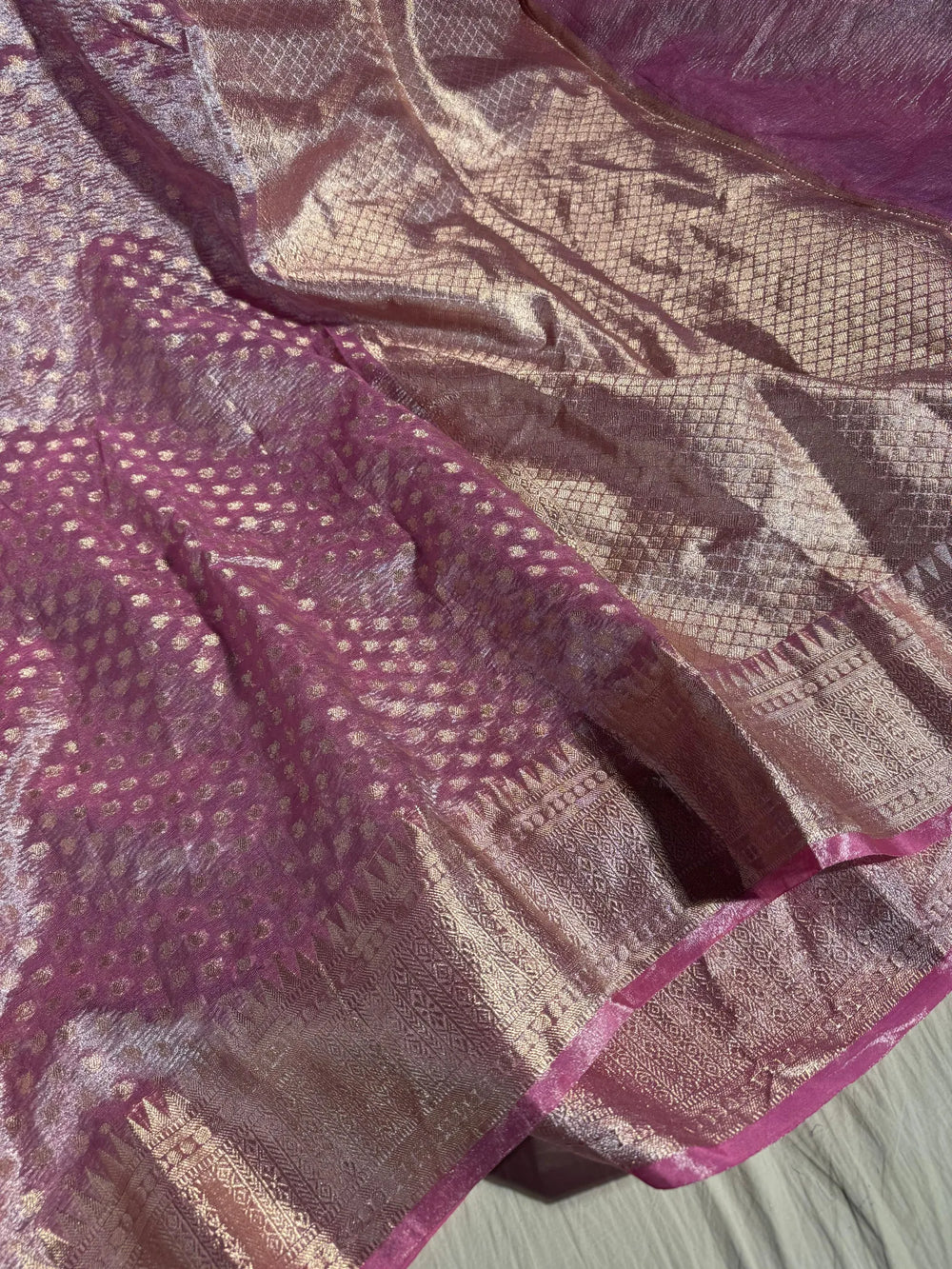 Lavender Shade Banarasi crush tissue silk saree with rich pallu and blouse