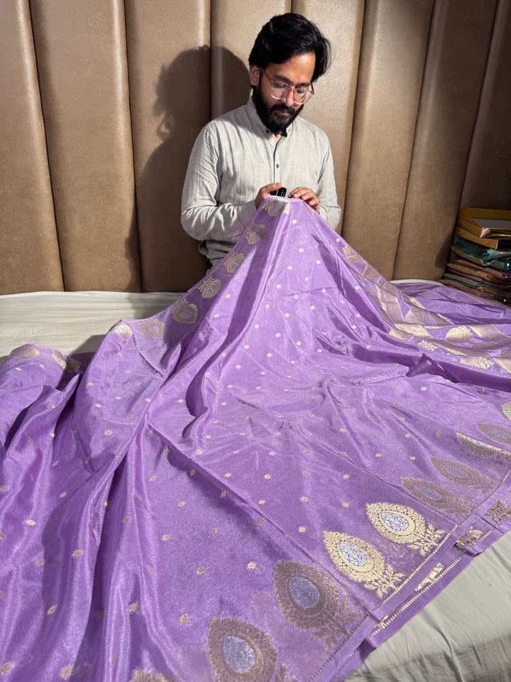 Lavender Shade Chiniya Silk Intricate Buti Weave Banarasi Saree
