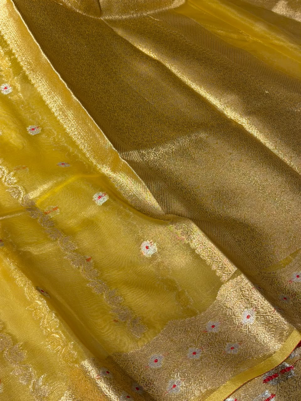 Lemon Yellow Contemporary Kora Tissue Silk Banarasi Saree