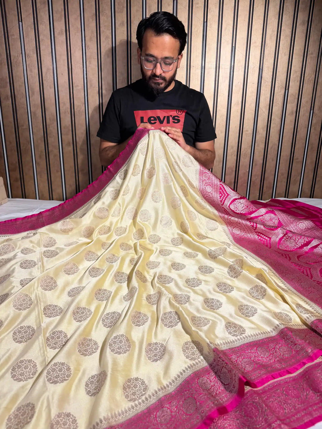 Light Cream Mashru Katan Silk Traditional Buta Banarasi Saree 