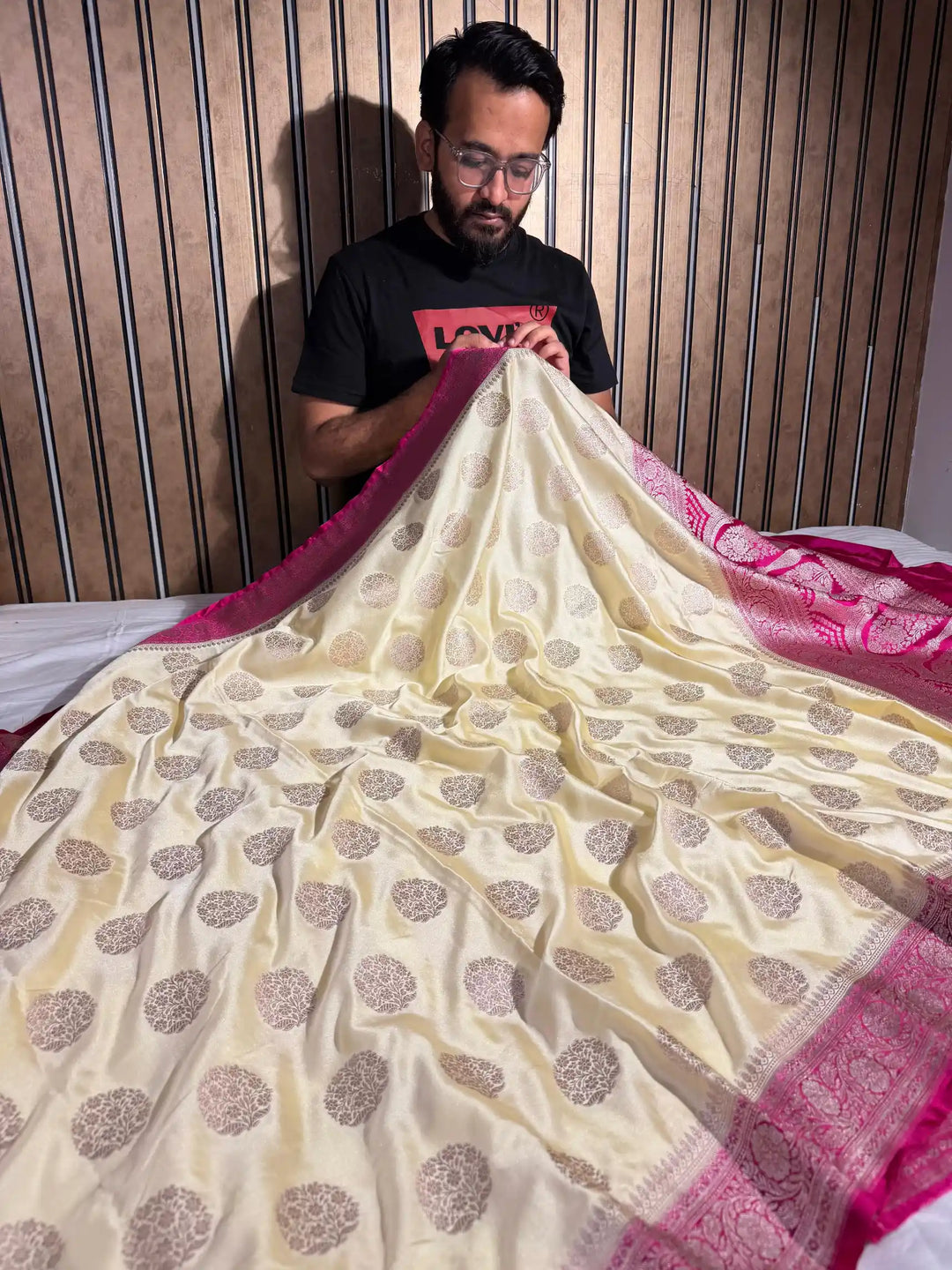 Light Cream Mashru Katan Silk Traditional Buta Banarasi Saree 