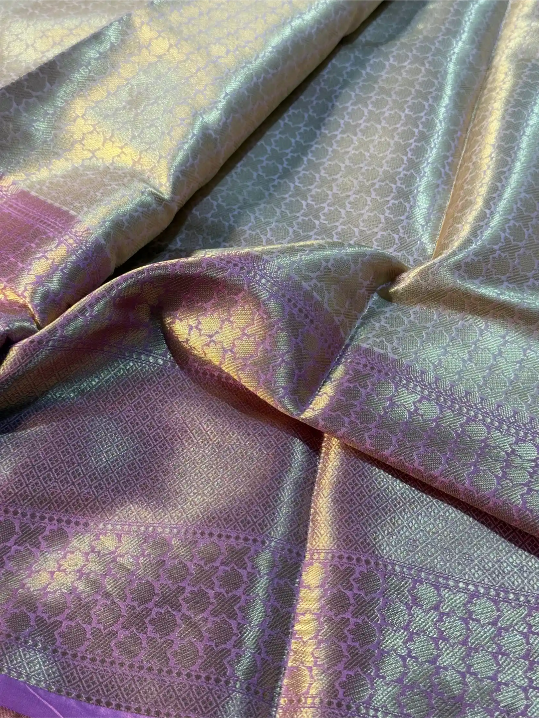 Light Cream Softsilk Kanjivaram Embossed Weave Banarasi Saree