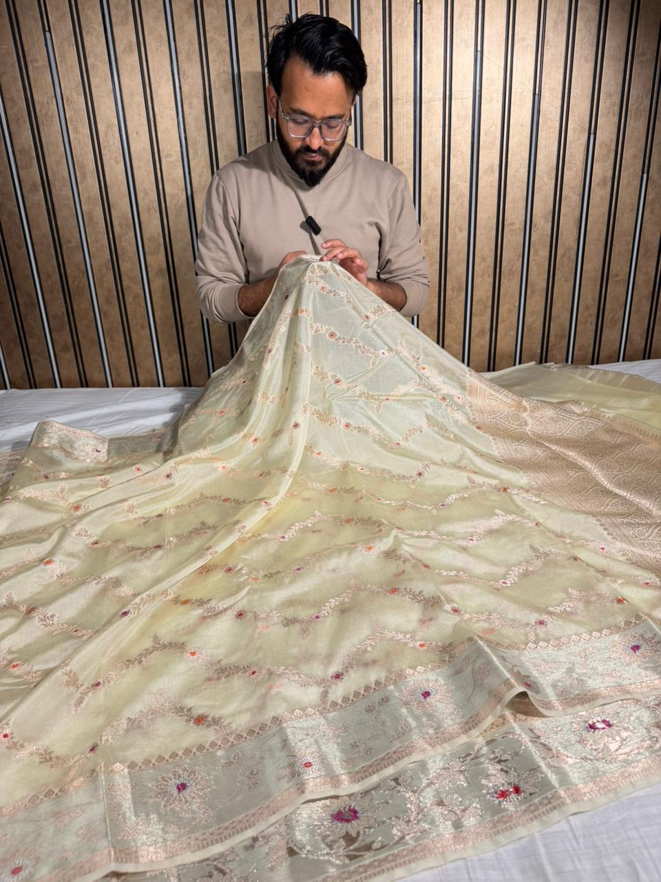 Light Cream Viscose Chinia Silk Traditional Banarasi Saree