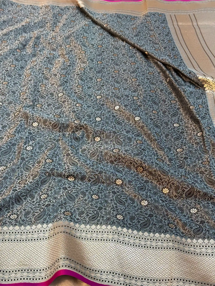Light Grey Intricate Mashru Katan Silk Tanchoi Banarasi Saree