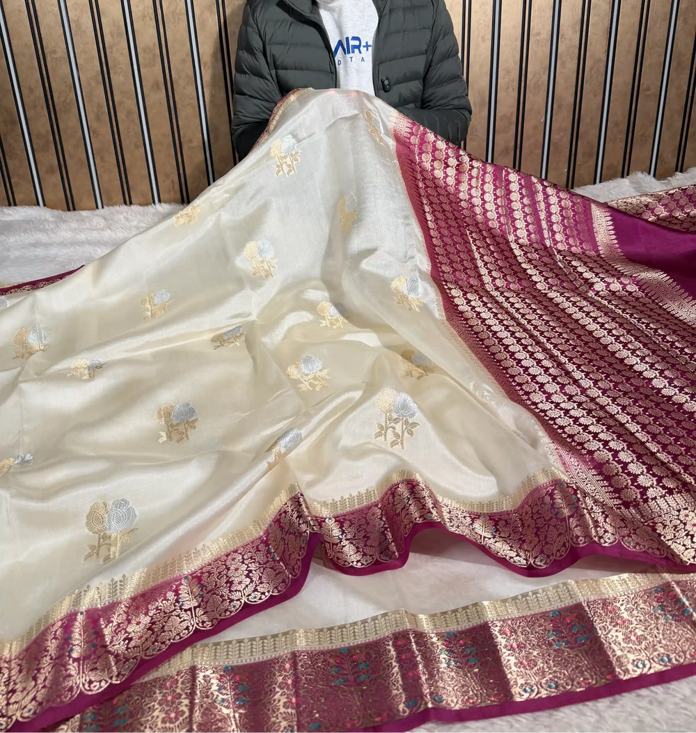 Light Ivory Pure Mango Katan Silk Floral Buta Banaraasi Saree