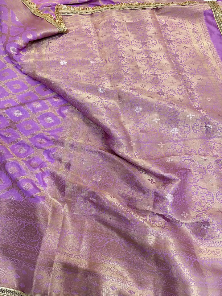 Light Lavender Chiniya Silk Lace Attached Banarasi Saree