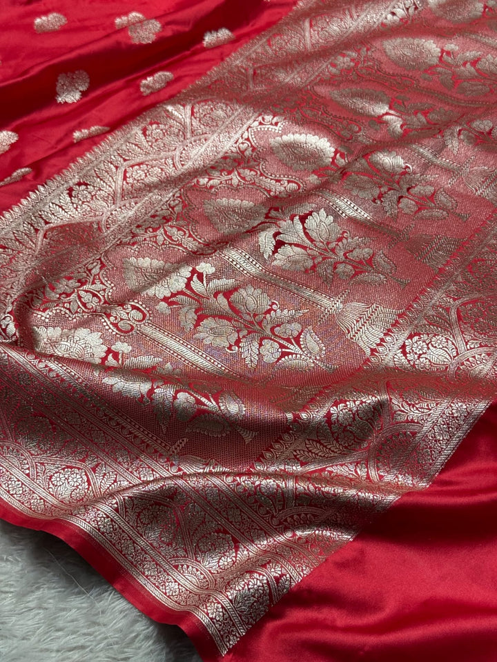 Light Maroon Mashru Katan Silk Traditional Buta Weave Banarasi Saree