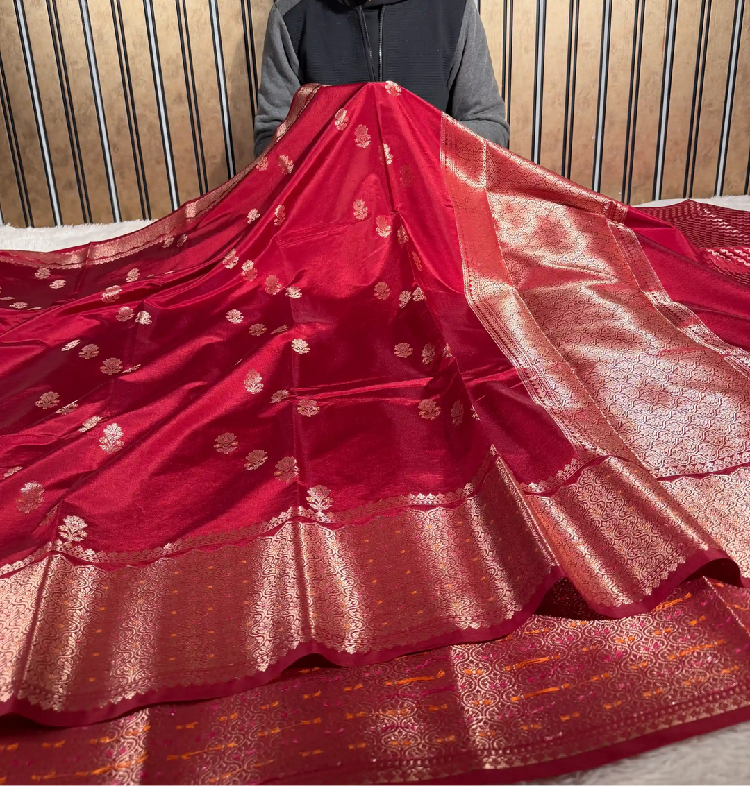 Light Maroon Viscose Chinia Silk Traditional Weave Banarasi Saree