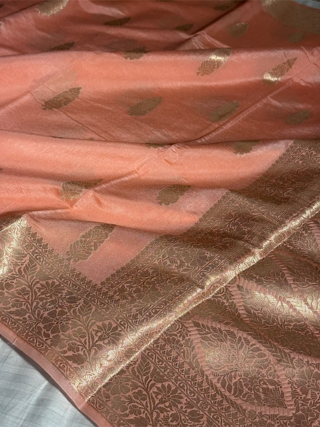 Light Peach Chiniya Silk Traditional Banarasi Saree