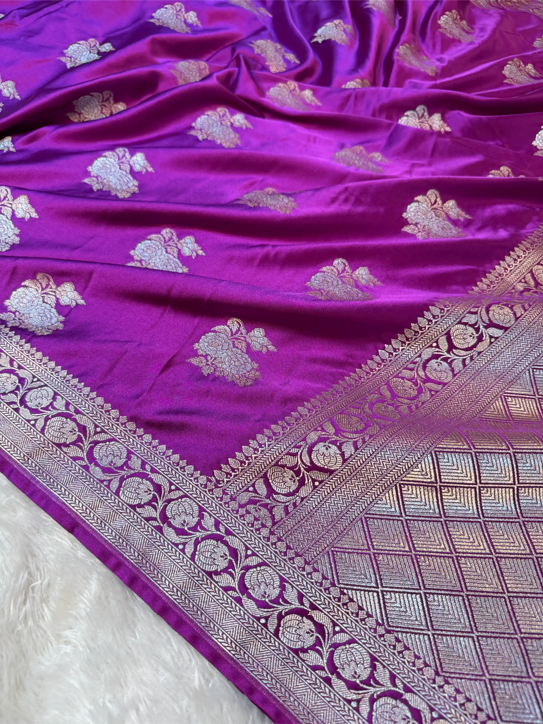 Light Purple Mashru Katan Silk Eccentric Banarasi Saree