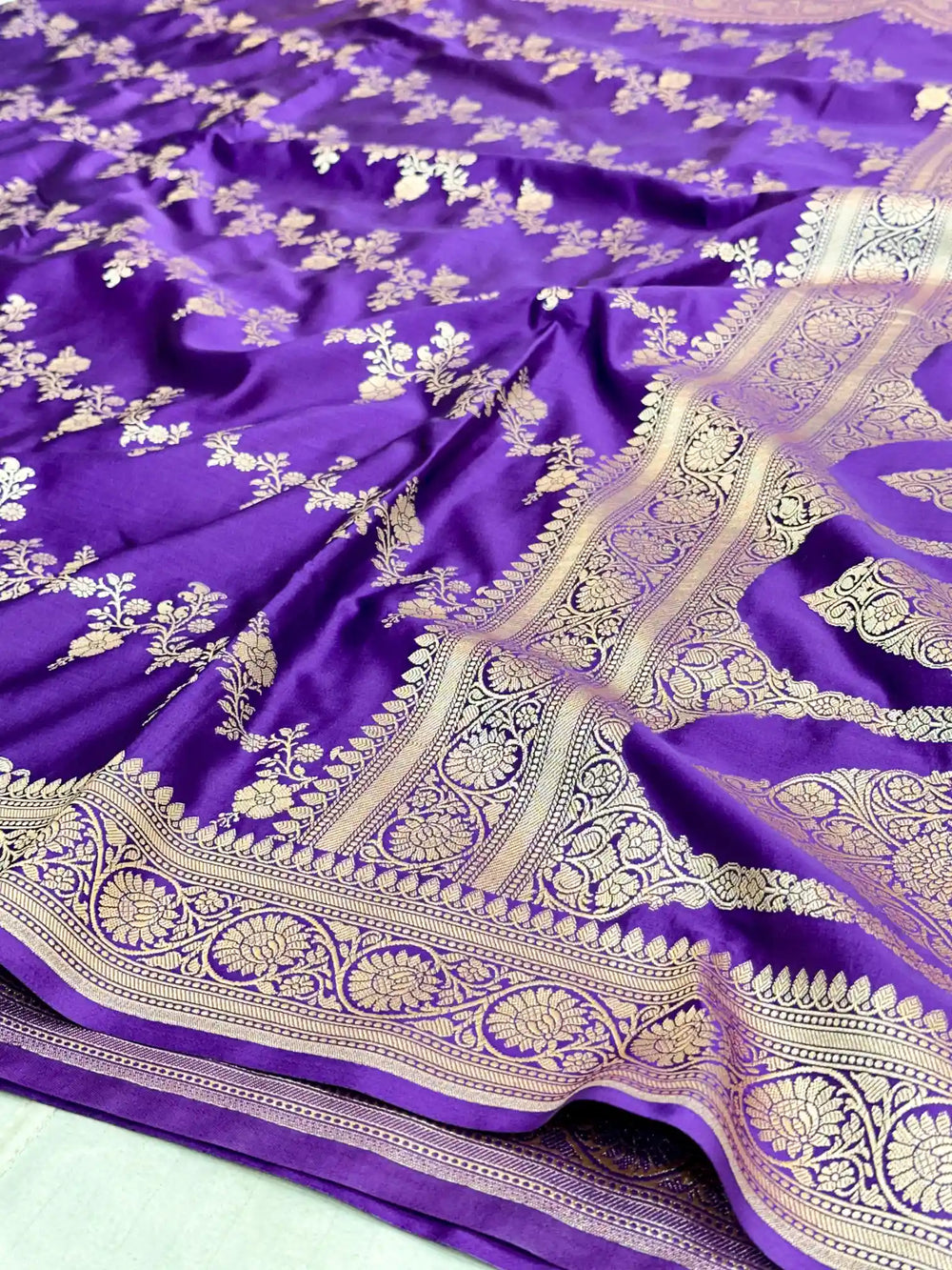 Light Purple Mashru Katan Silk Leheriya Weave Banarasi Saree