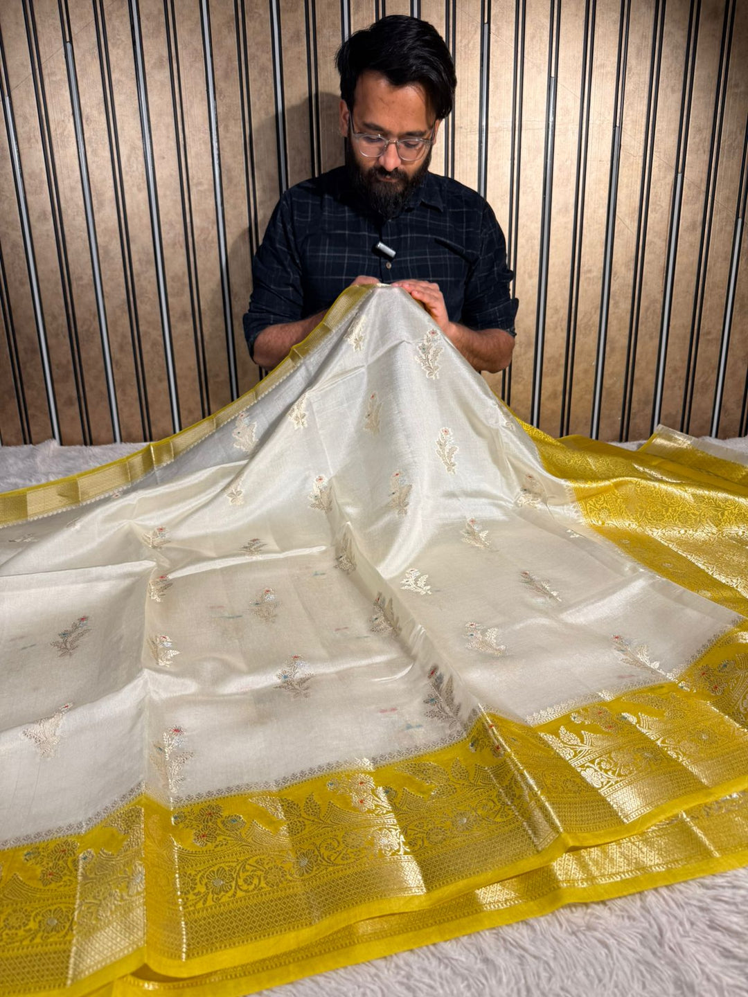 Light Cream Pure Mango Katan Silk Meenakari Buta Banarasi Saree