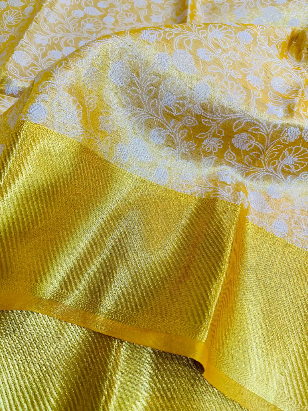 Light Golden Kanjeevaram Tissue Silk Resham Embossed Floral Banarasi Saree