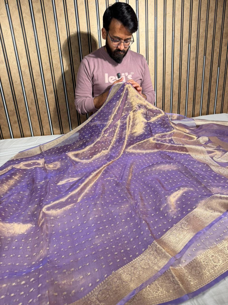 Light Lavender Pure Tissue Silk Eccentric Banarasi Saree