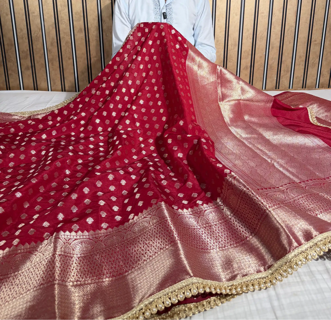 Light Maroon Chinia Silk Designer Banarasi Saree 