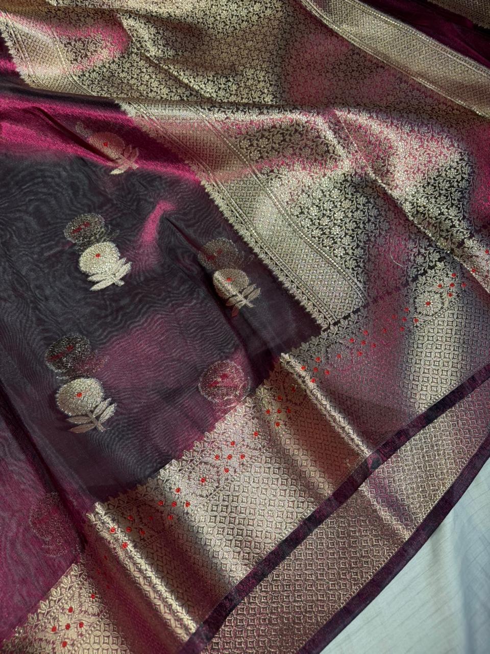 Majenta Violet Kora Tissue Sil Flower Buta Banarasi Saree 