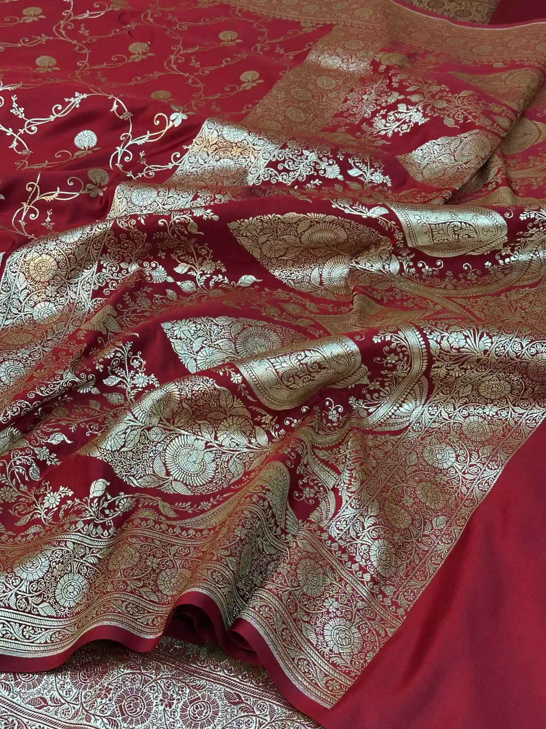 Maroon Satin Silk Saree with Rich Texture Design and Classical Pallu