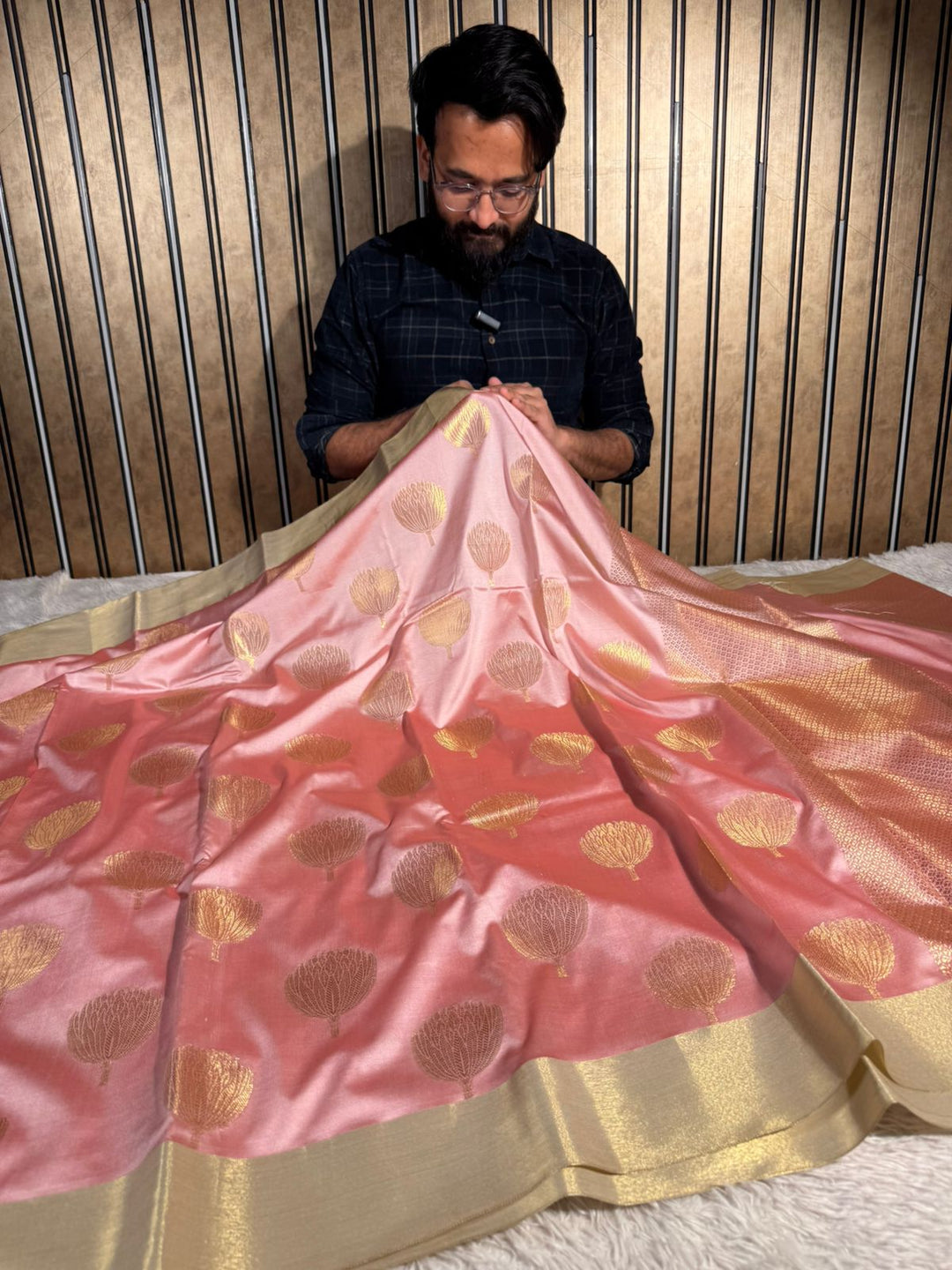 Mauve Pink Eccentric Softsilk Traditional Banarasi Saree