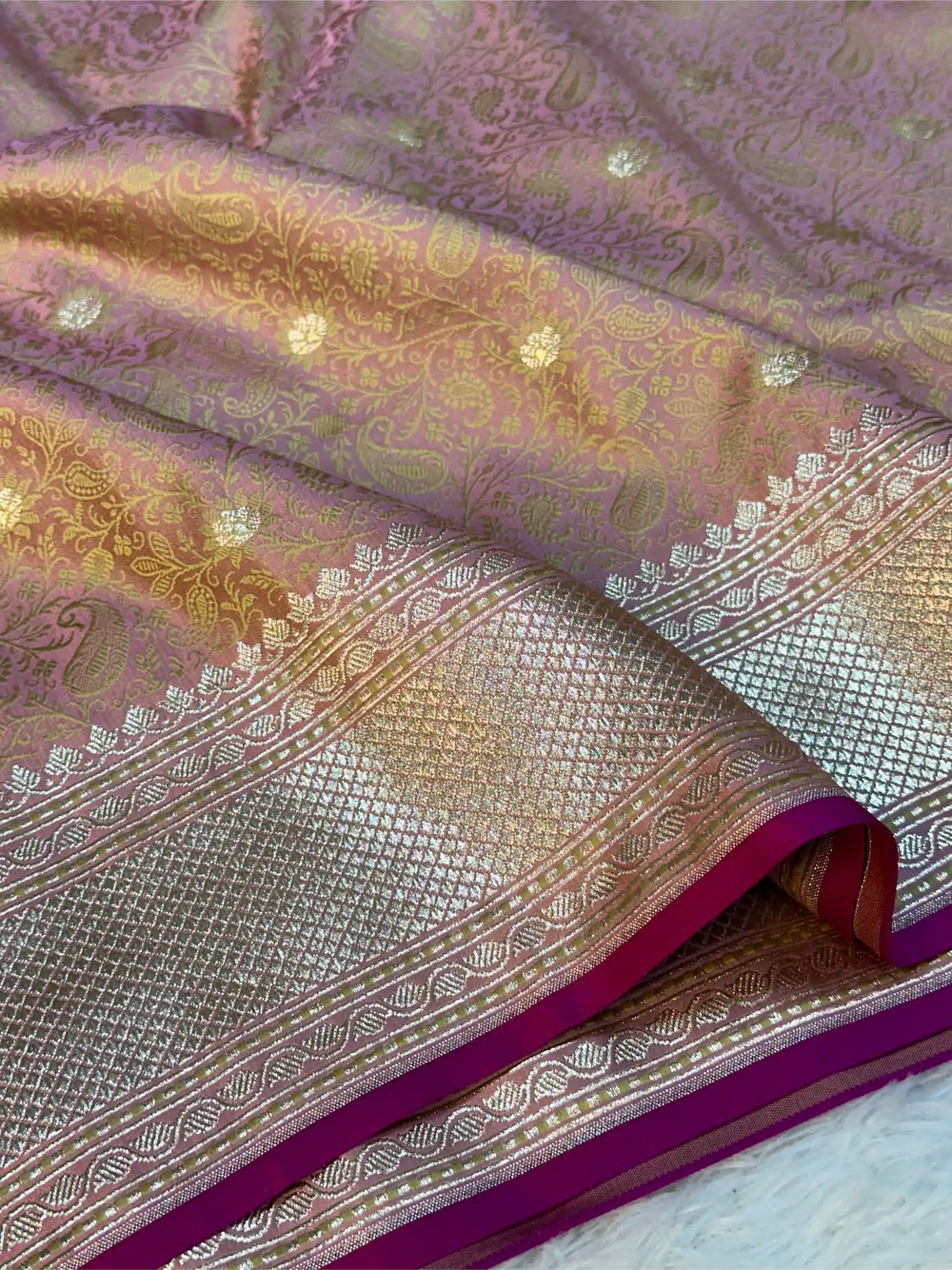 Mauve Pink Intricate Mashru Katan Silk Tanchoi Banarasi Saree