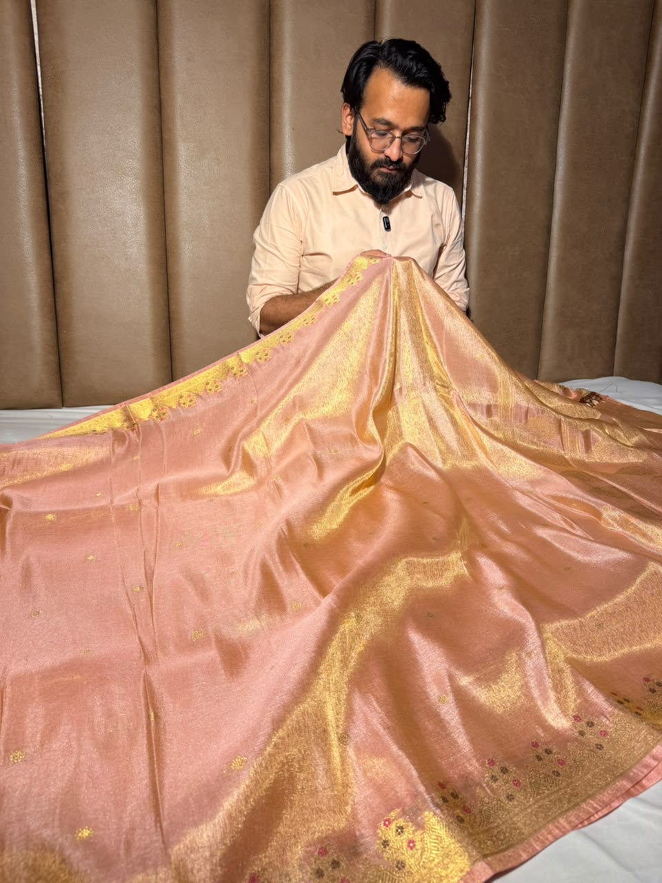 Mauve Pink Breathable Soft Tissue Silk Banarasi Saree