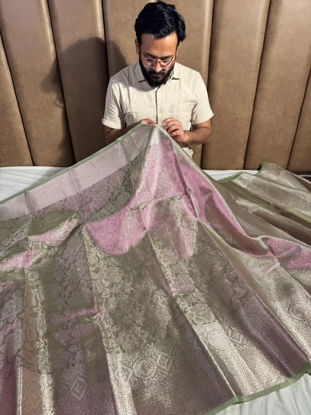 Unique Thread Unique Thread Sarees | Shop Banarasi Silk Sarees Online – Unique ...