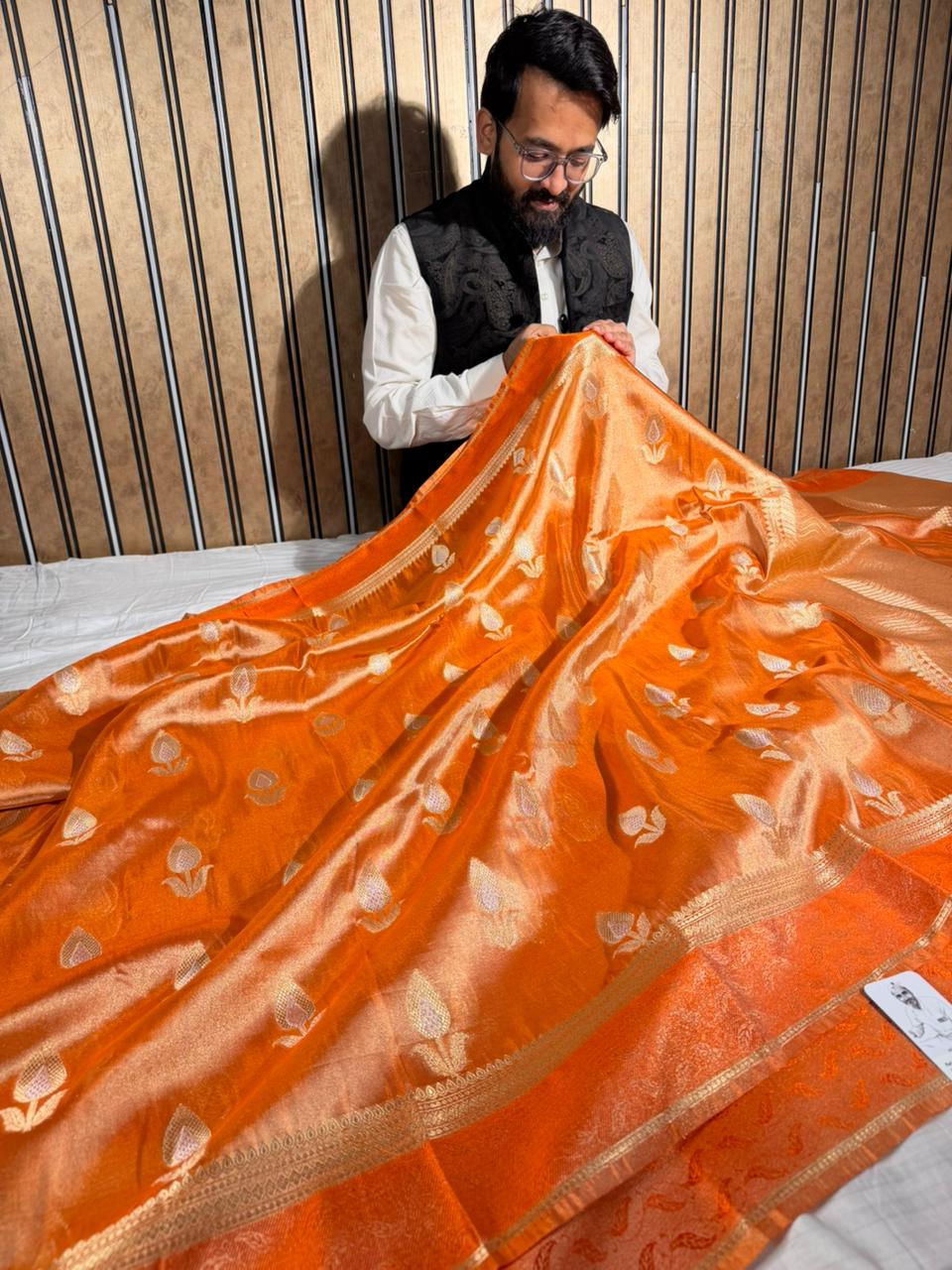 Metallic Orange Breathable Tissue Silk Flower Buta Banarasi Saree