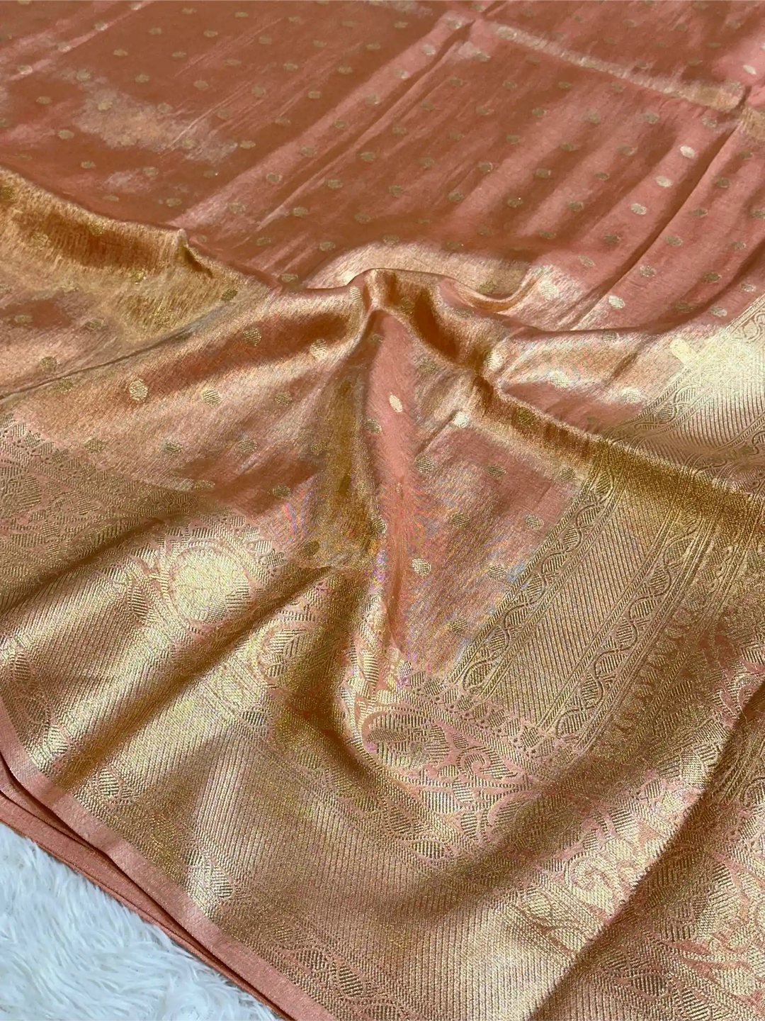 Metallic Peach Breathable Soft Tissue Silk Banarasi Saree